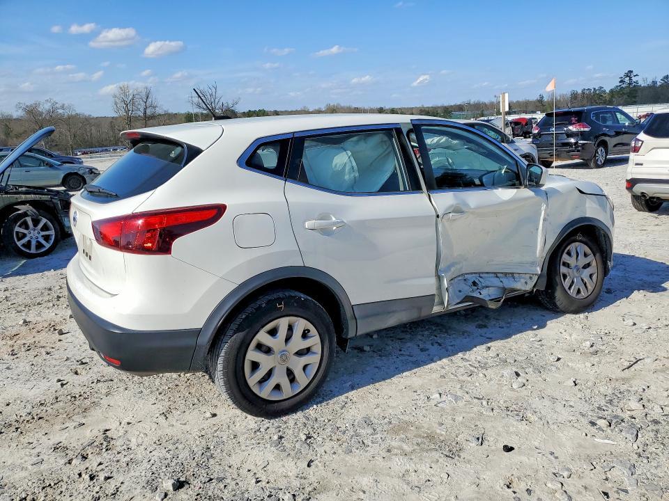 2019 Nissan Rogue Sport s