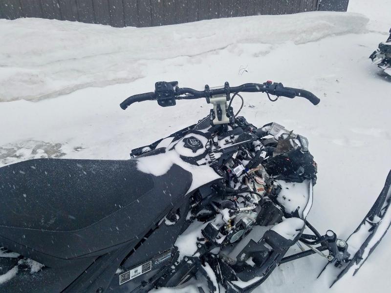 2024 Skidoo 2024 SKI-DOO Renegade X-RS 900 A