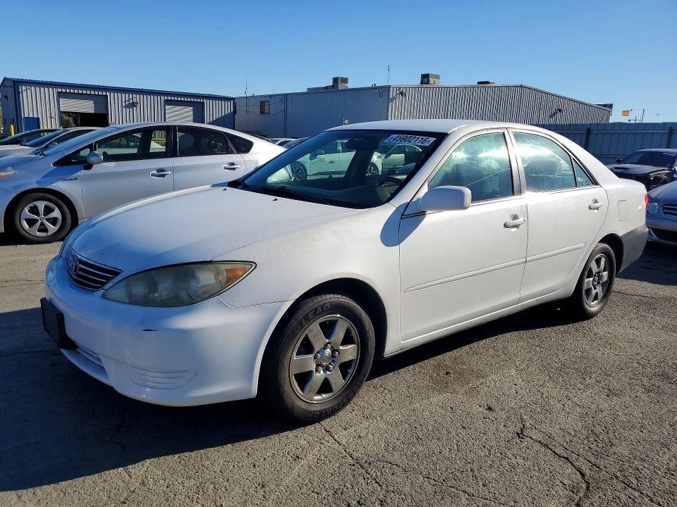 2006 Toyota Camry le