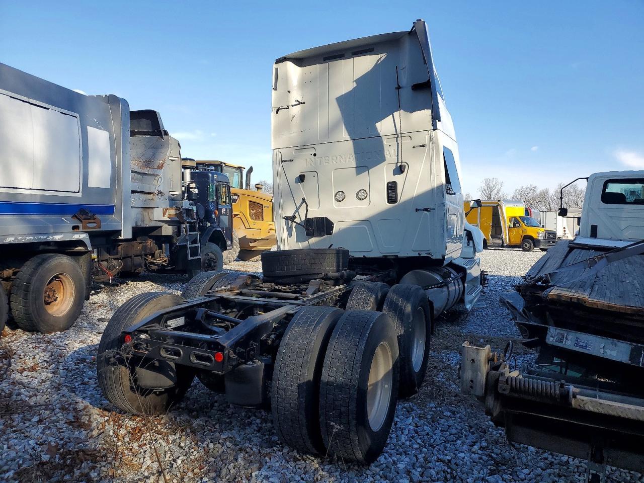 2022 International LT625-Semi Truck