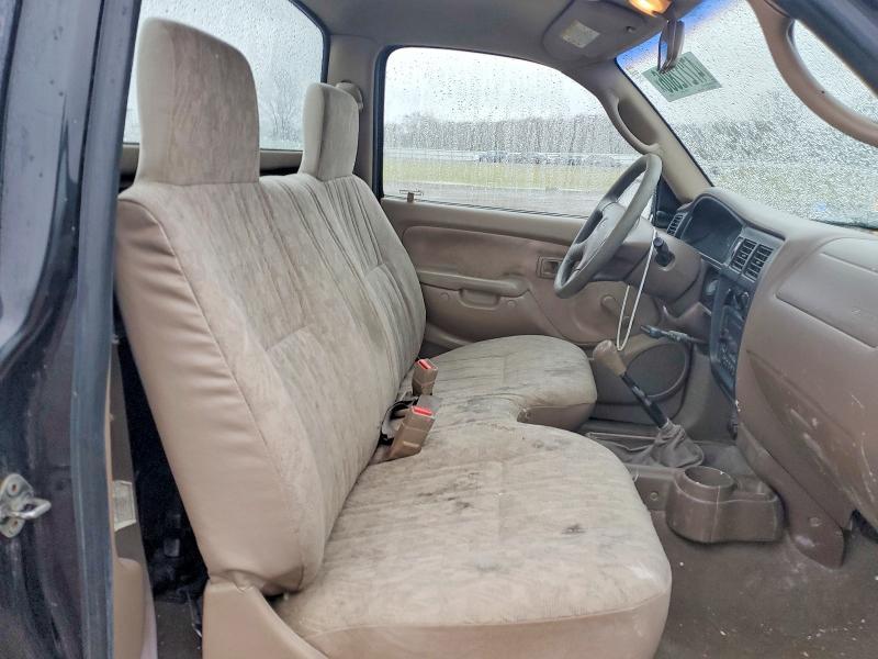 2002 Toyota Tacoma Base