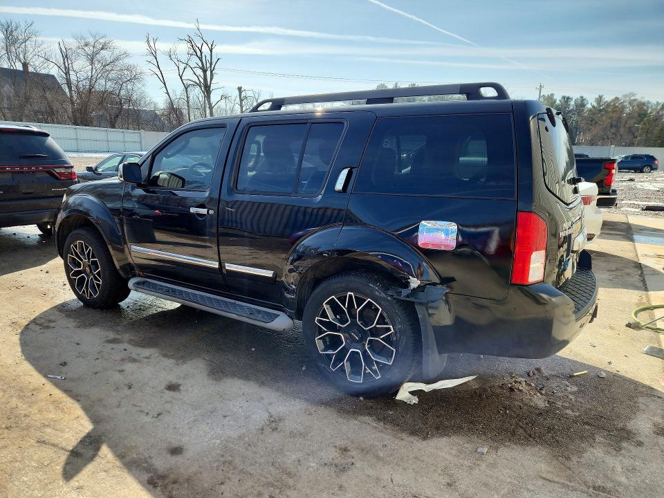 2012 Nissan Pathfinder s