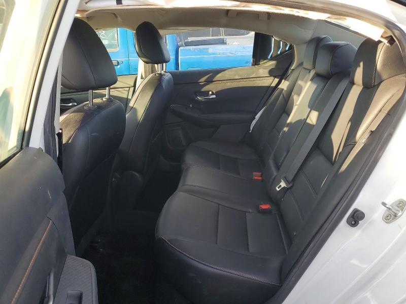 2022 Nissan Sentra sr