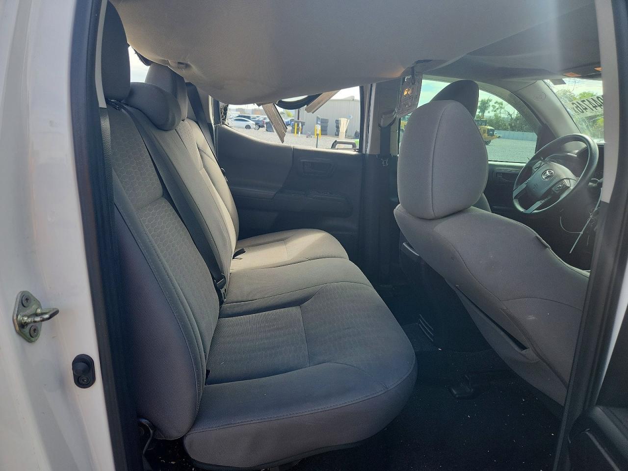 2019 Toyota Tacoma SR V6