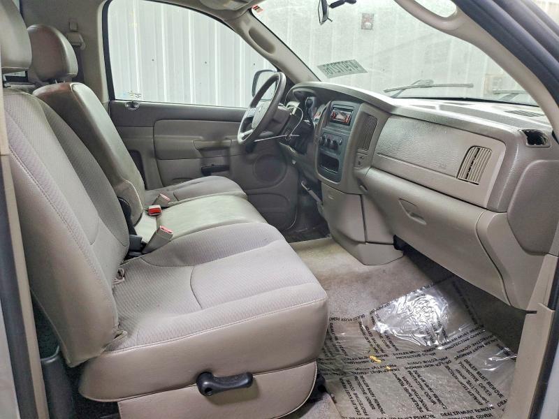 2005 Dodge RAM 1500 ST