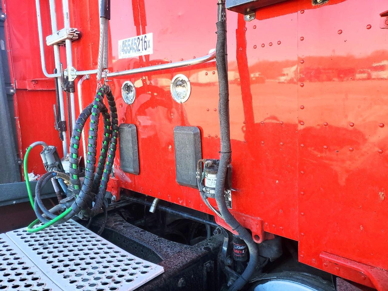 2020 Kenworth T680 Semi Truck