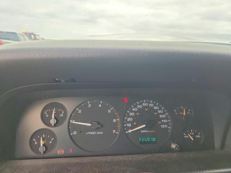 2004 Jeep Grand Cherokee Laredo