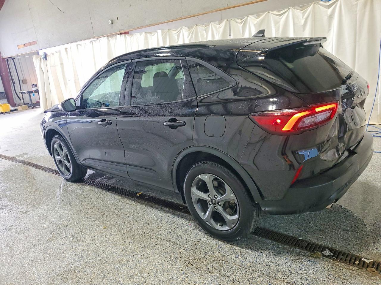 2025 Ford Escape st Line Select