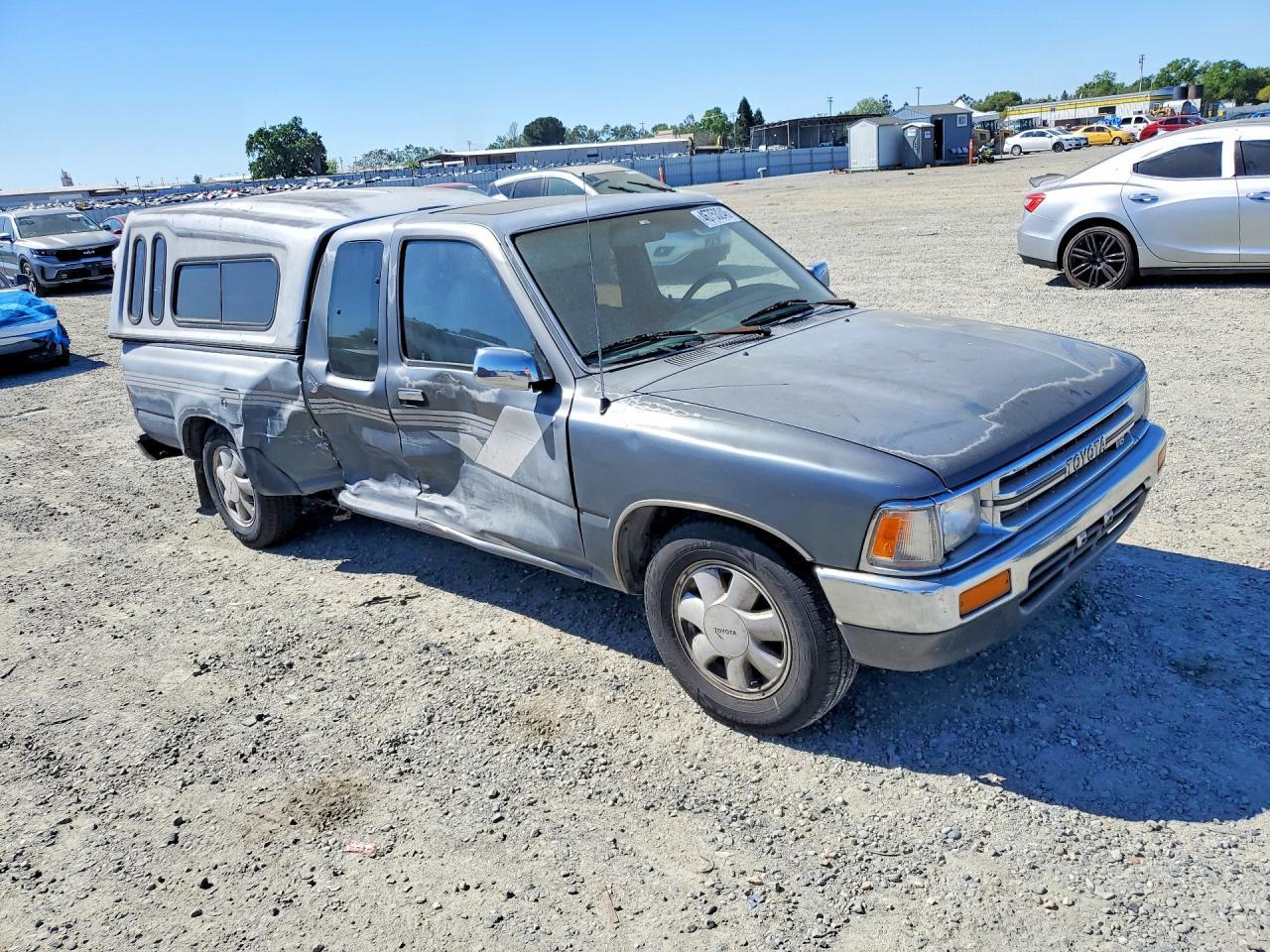 1990 Toyota Pickup SR5
