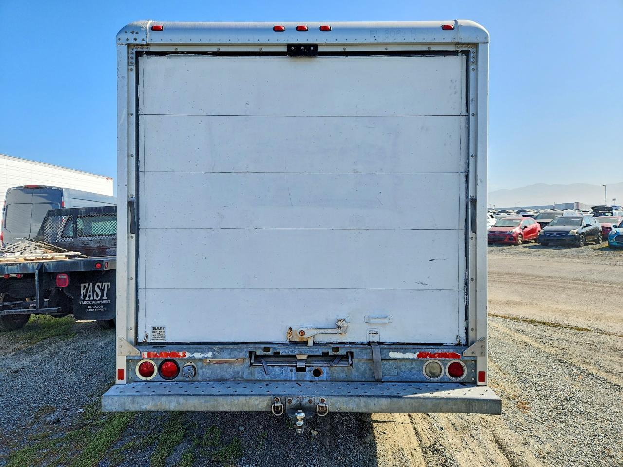 2000 Ford E350 BOX Truck