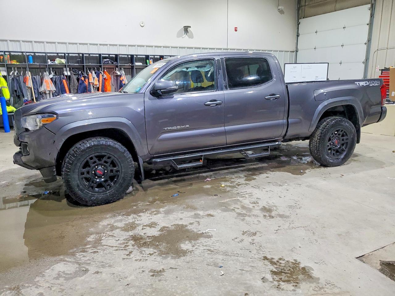 2016 Toyota Tacoma TRD Sport