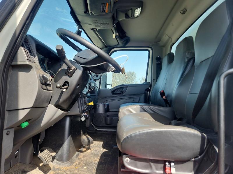 2024 International MV607 BOX Truck