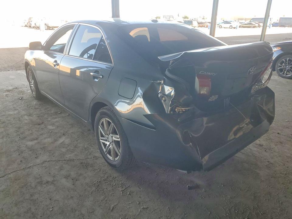 2010 Toyota Camry dx a