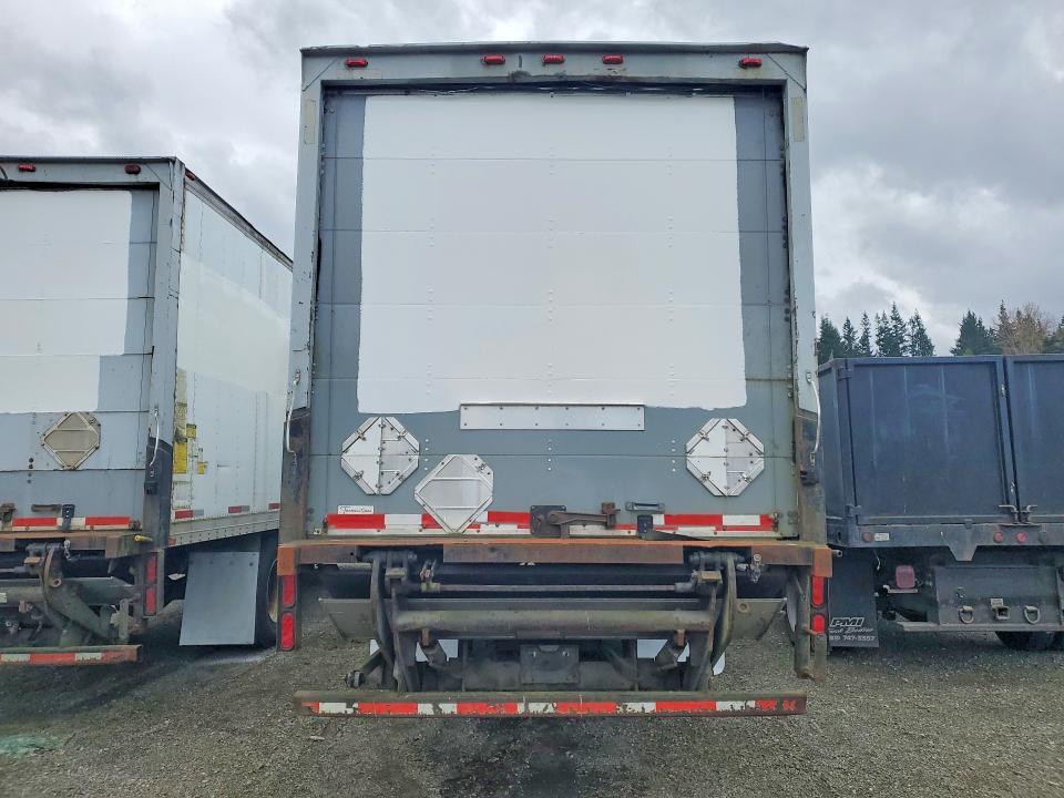 2009 International 4300 box Truck