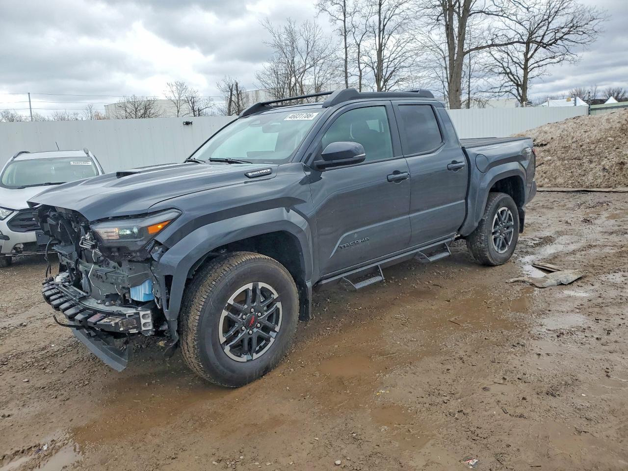 2025 Toyota Tacoma TRD Sport HV