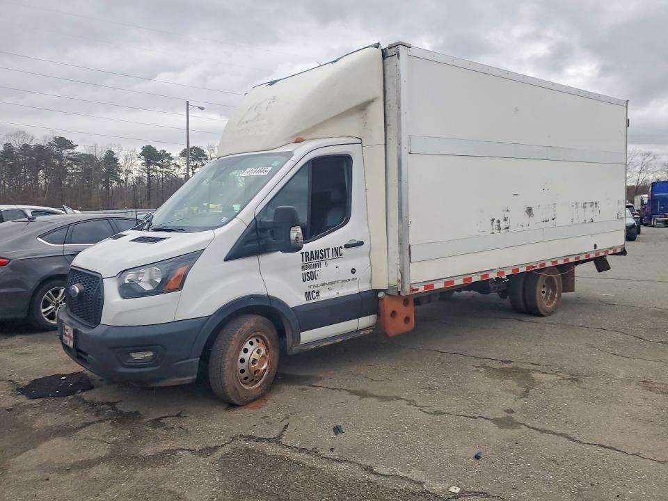 2021 Ford Transit Delivery Truck