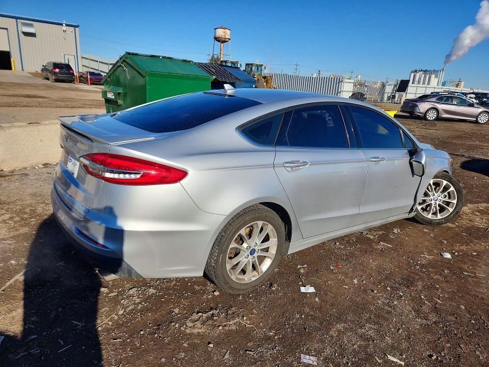 2019 Ford Fusion se