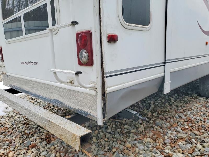 2005 Pilgrim Open Range Camper