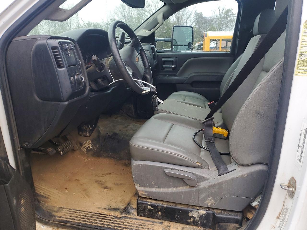 2019 Chevrolet GM515 Flatbed Truck