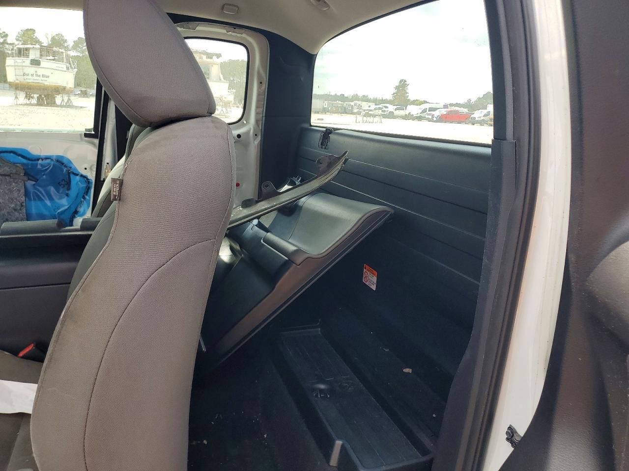 2017 Toyota Tacoma SR