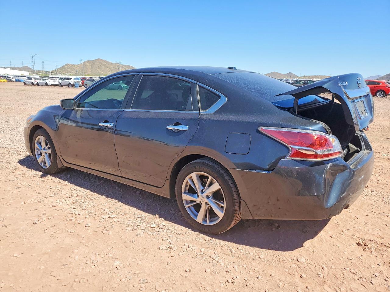 2015 Niss Altima 2.5 sv