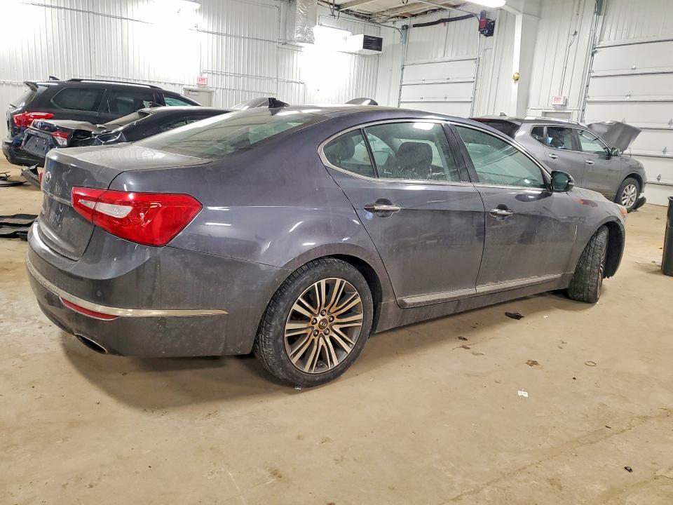 2014 KIA Cadenza Premium