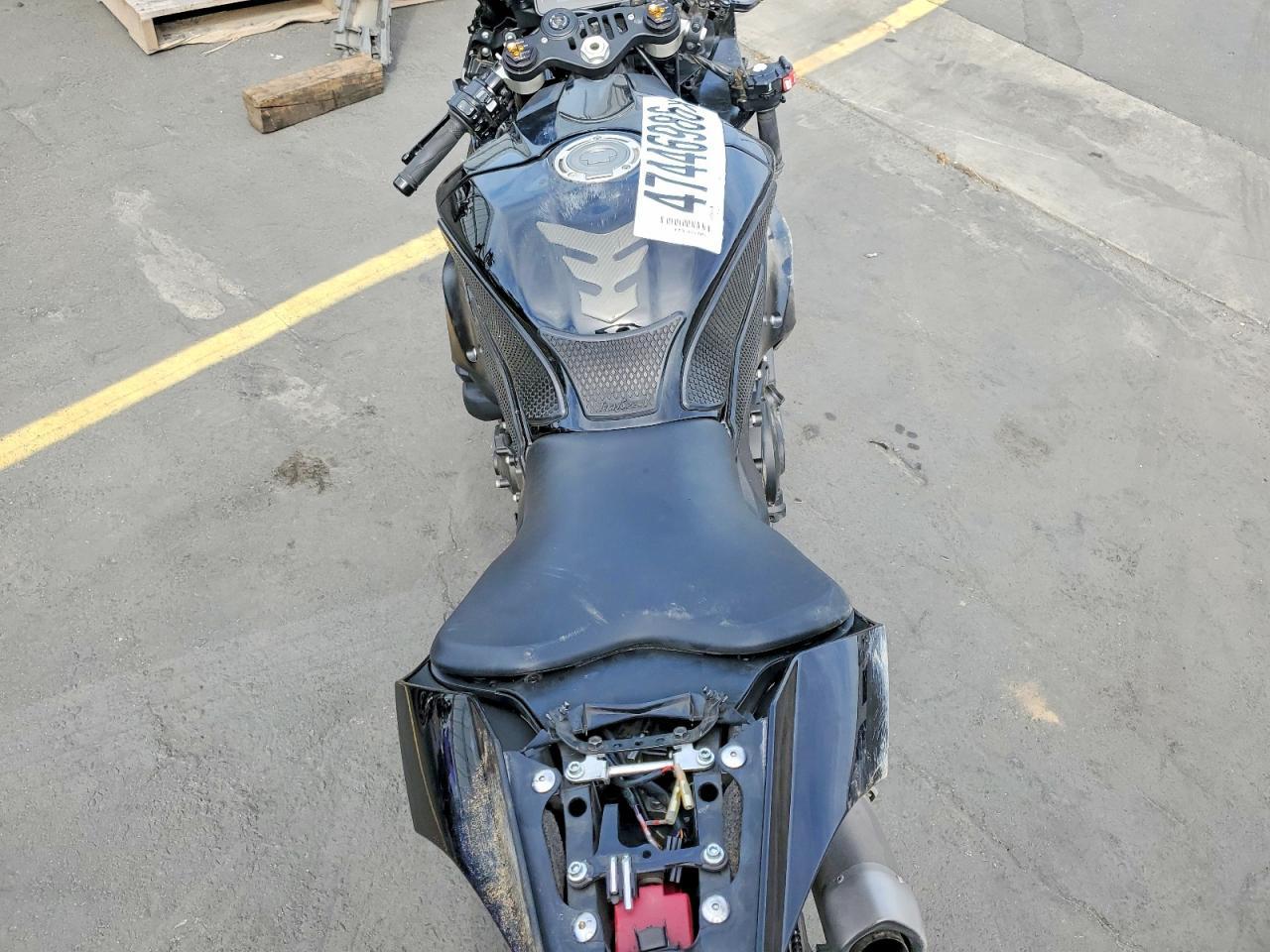 2023 Yamaha YZFR1