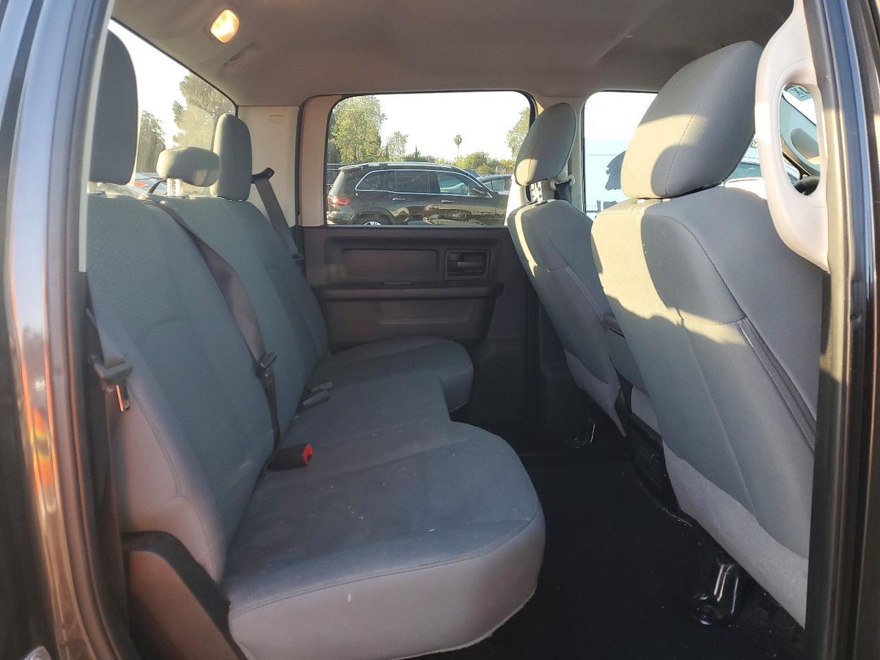 2018 Dodge RAM 1500 ST
