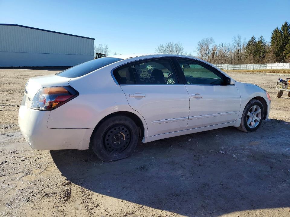 2008 Niss Altima