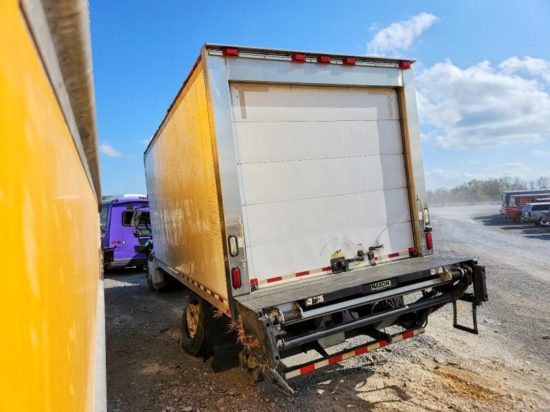 2017 Freigliner 2017 Freightliner Business Class M2 Refrigerated B