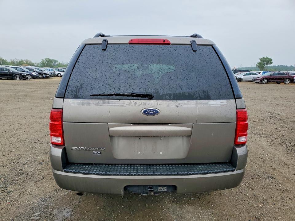 2004 Ford Explorer xlt