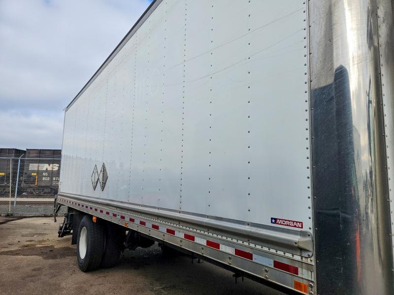 2019 Freigliner 2019 Freightliner Business Class M2 Refrigerated B