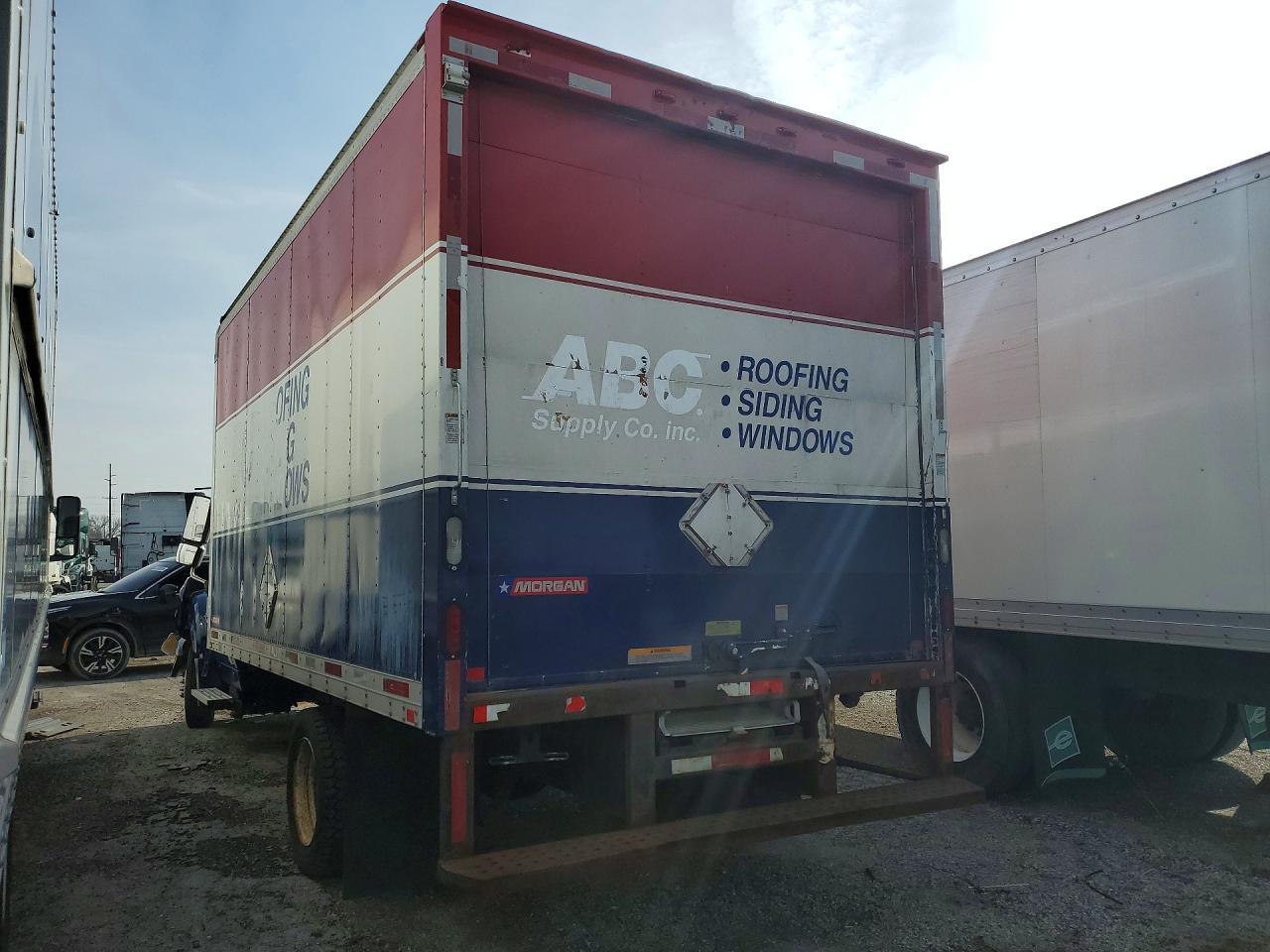 2015 International Terrastar BOX Truck