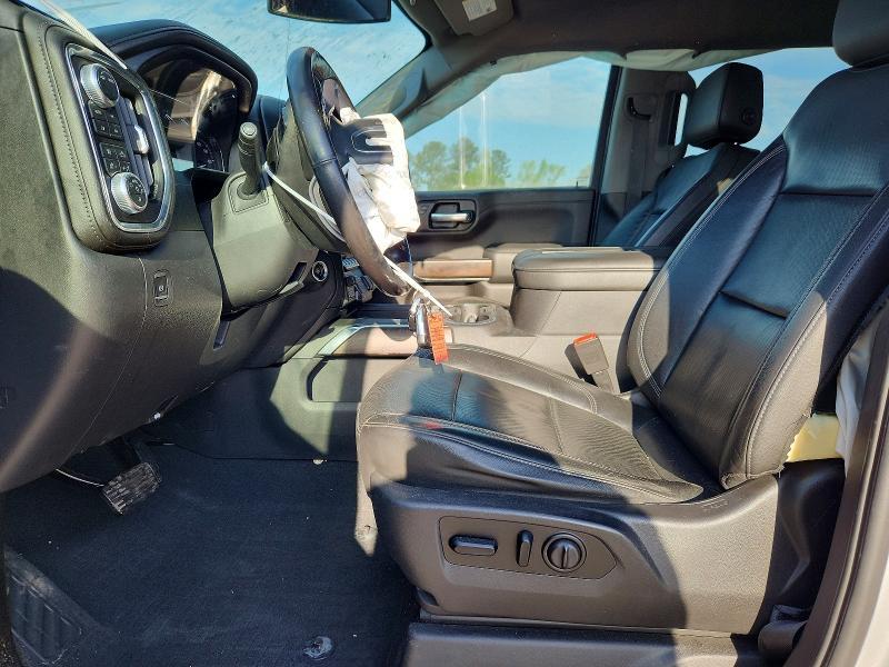 2020 GMC Sierra K1500 SLT