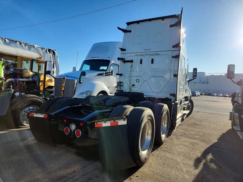 2023 Freigliner 2023 Freightliner Cascadia 126 Semi Truck