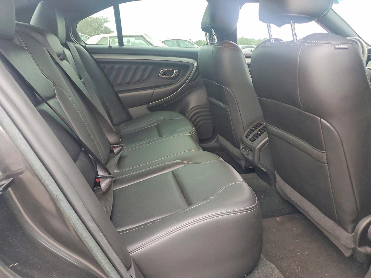 2017 Ford Taurus sel