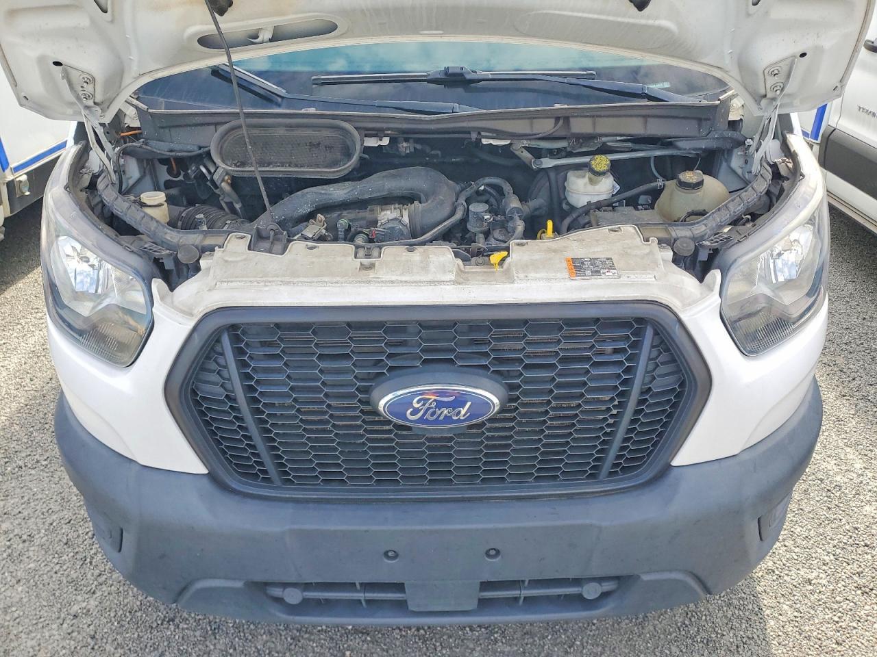 2021 Ford Transit Delivery Truck