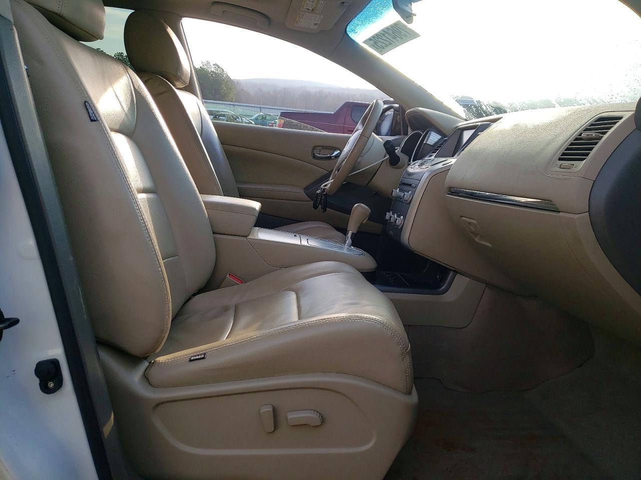 2012 Nissan Murano s