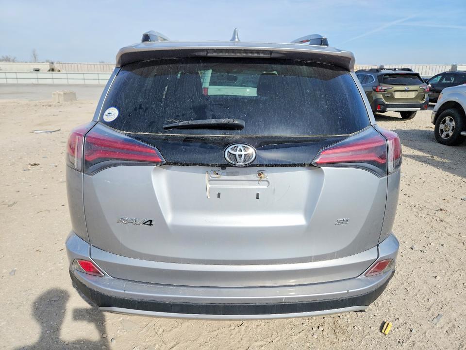 2016 Toyota Rav4 se