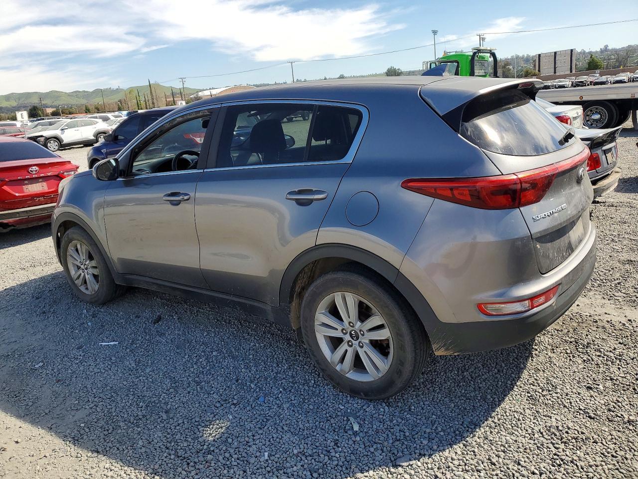 2017 KIA Sportage lx