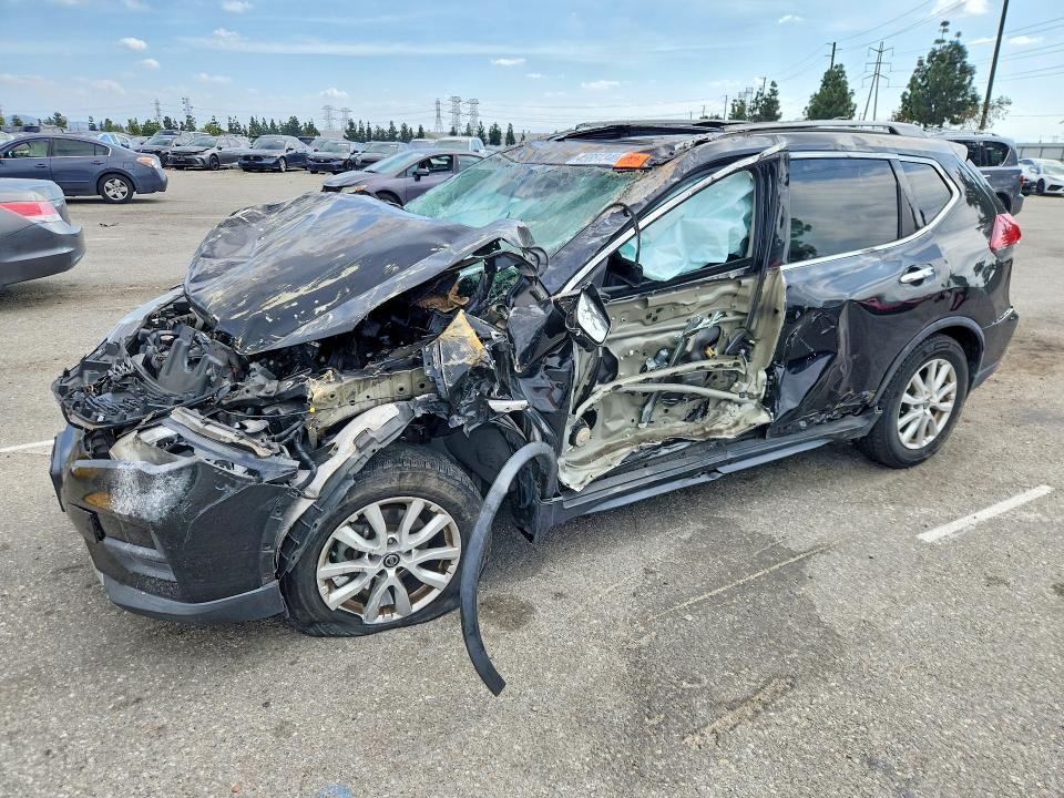 2018 Nissan Rogue sv