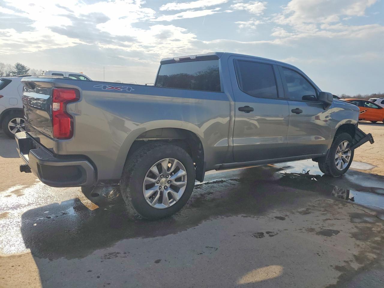 2020 Chevrolet Silverado K1500 Custom