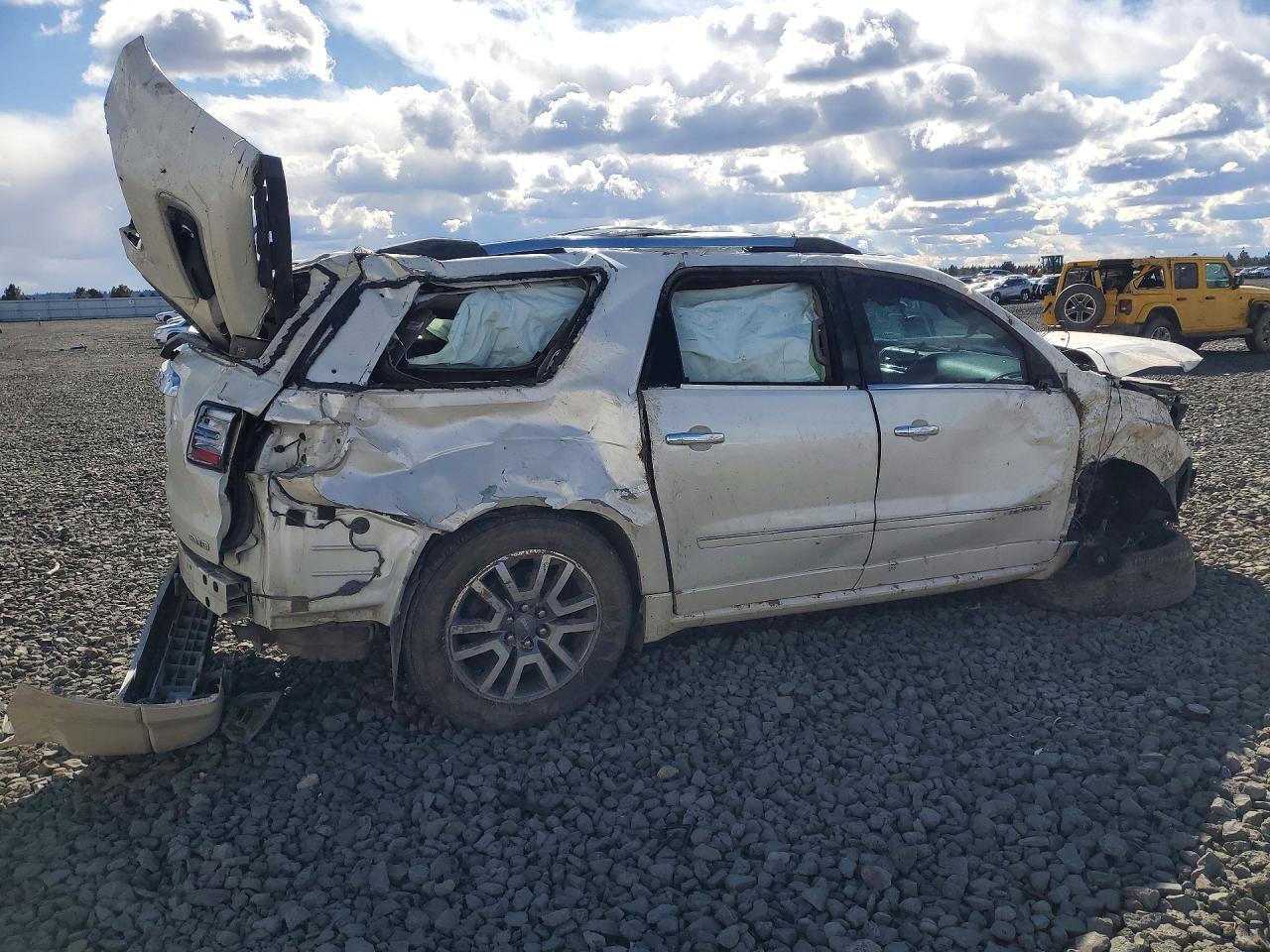 2013 GMC Acadia Denali
