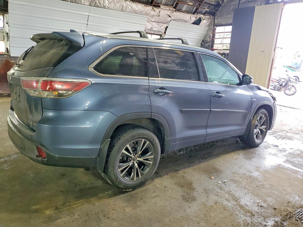 2016 Toyota Highlander xle