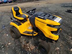Vehiculos salvage en venta de Copart New Britain, CT: 2023 Cub Cadet LT42 Lawn Mover
