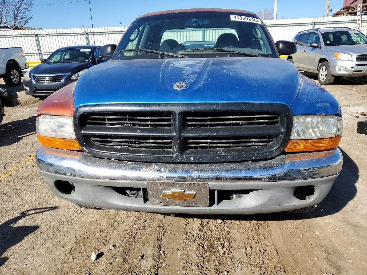 2000 Dodge Dakota Quattro