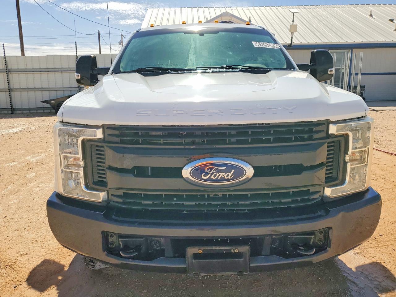 2018 Ford F350 Super Duty Utility / Service Truck