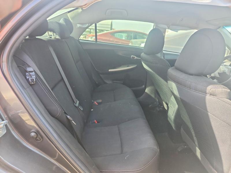 2013 Toyota Corolla s
