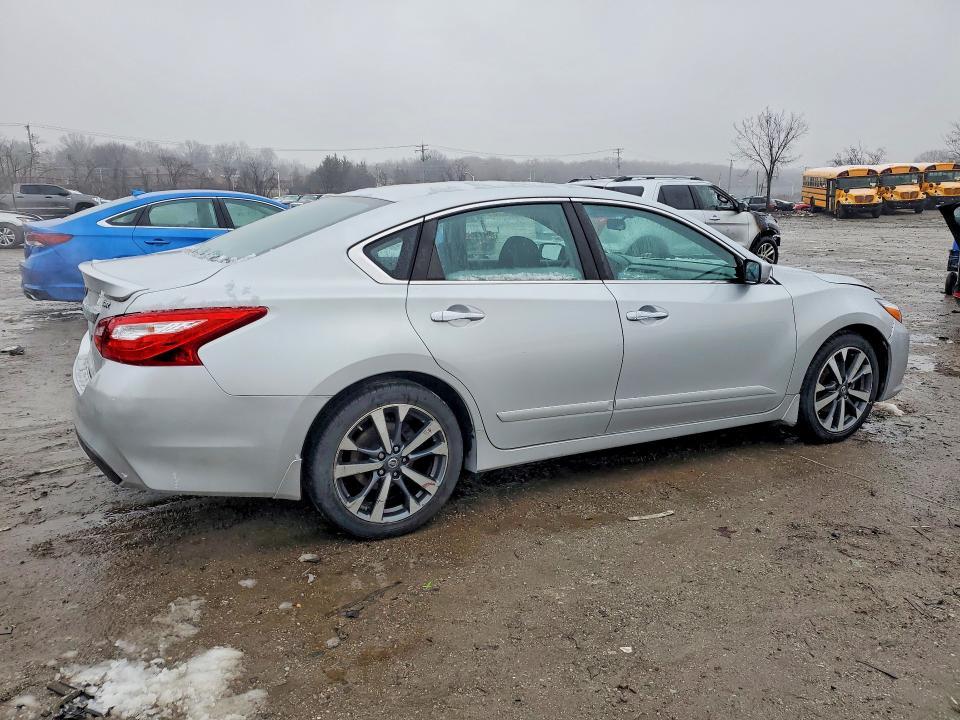 2016 Nissan Altima 2.5 sr