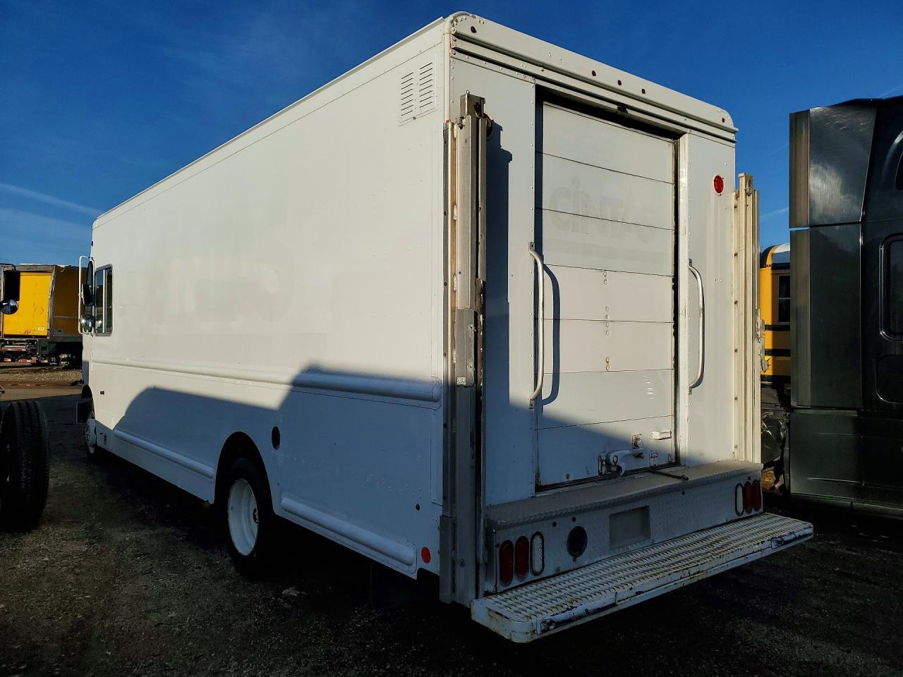 2015 Ford F59-Delivery Van